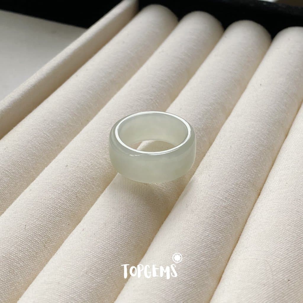 Tổng Hợp Nhẫn Ngọc Hòa Điền Tự Nhiên Dòng Cao Cấp Chột Mảnh Chột Dày - Chọn Mẫu Theo Mệnh & Sở Thích