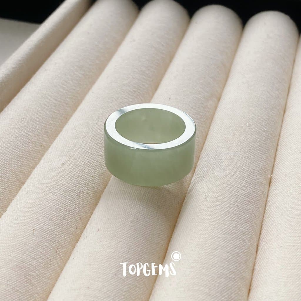 Tổng Hợp Nhẫn Ngọc Hòa Điền Tự Nhiên Dòng Cao Cấp Chột Mảnh Chột Dày - Chọn Mẫu Theo Mệnh & Sở Thích