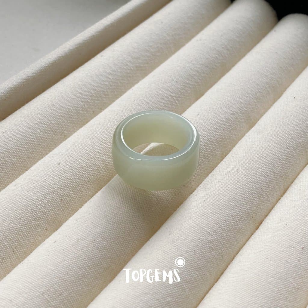 Tổng Hợp Nhẫn Ngọc Hòa Điền Tự Nhiên Dòng Cao Cấp Chột Mảnh Chột Dày - Chọn Mẫu Theo Mệnh & Sở Thích